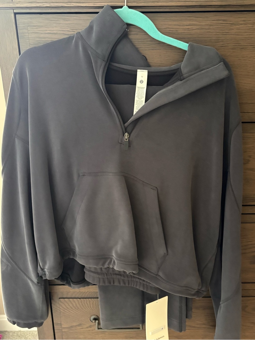 Lulu lemon pants and quarter zip